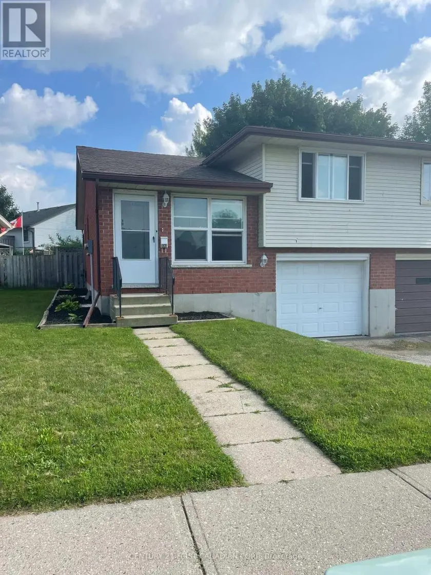 Semi-Detached/Link at 1044 CREE AVENUE, Woodstock