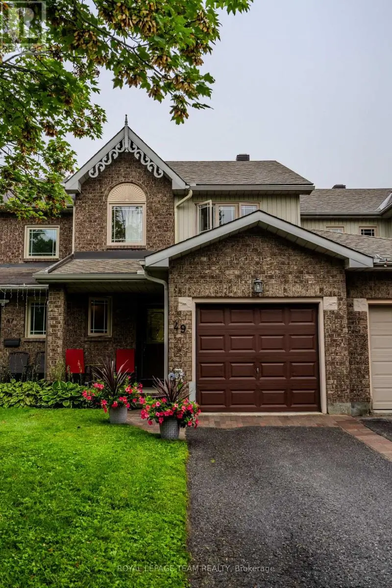 Townhouse at 49 HARRINGTON COURT, Ottawa