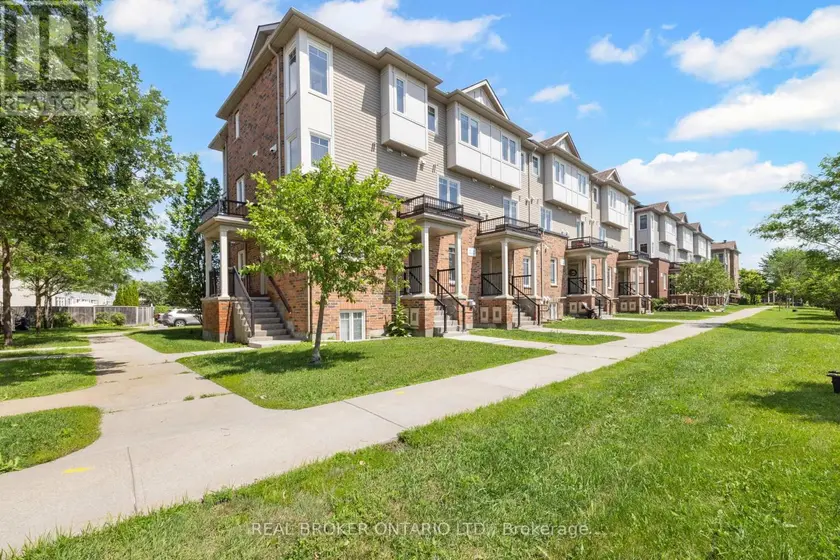 Townhouse at 3415 CAMBRIAN ROAD, Ottawa