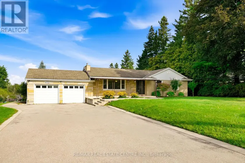 Detached at 435 PARKSIDE DRIVE, Hamilton
