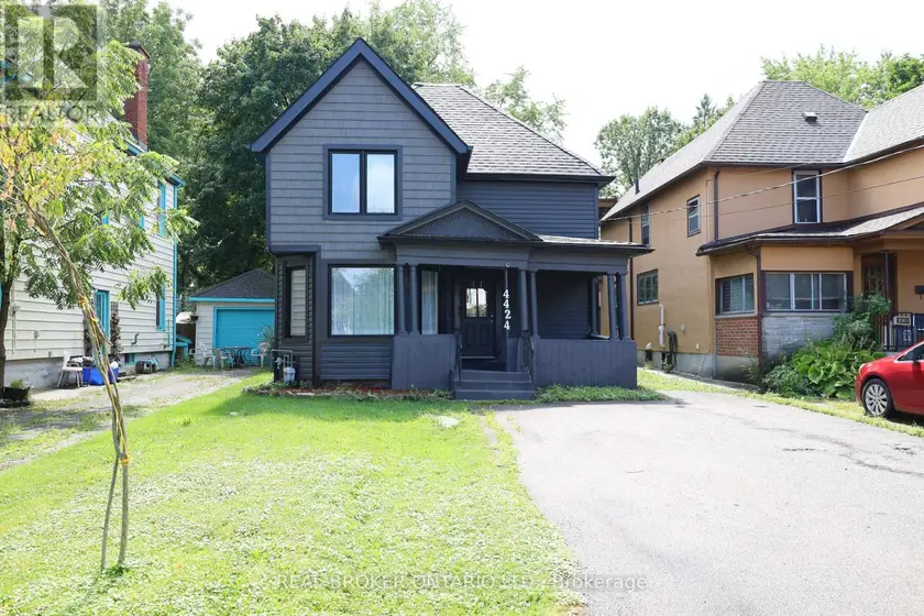 Detached at 4424 ELLIS STREET, Niagara Falls
