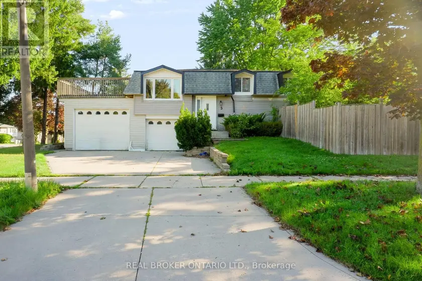 Detached at 5 NATHANIEL CRESCENT, Kitchener