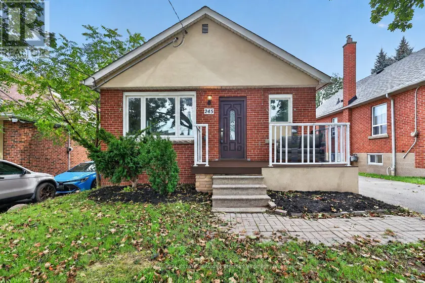 Detached at 245 GLENHOLME AVENUE, Hamilton