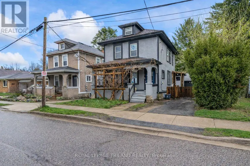 Detached at 41 GUNN STREET, London North