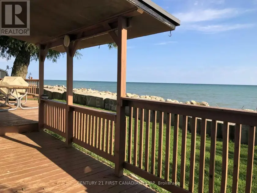 Detached at 18008 ERIE SHORE DRIVE, Chatham-Kent