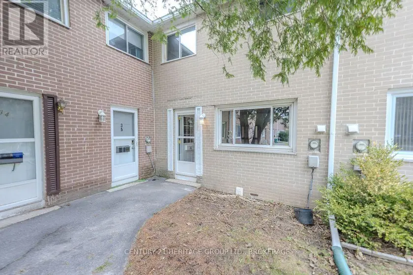 Townhouse at 36 - 258 QUEEN MARY ROAD, Kingston