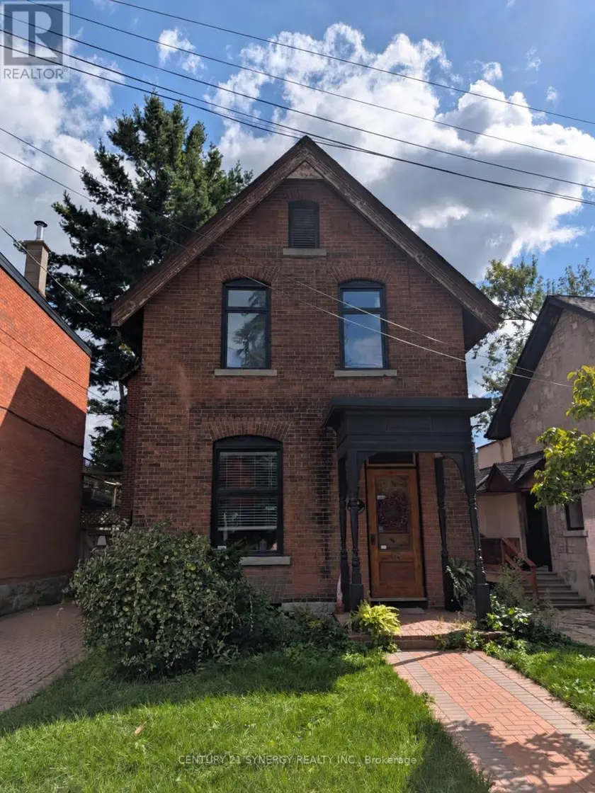 Detached at 18 WILTON CRESCENT, Ottawa