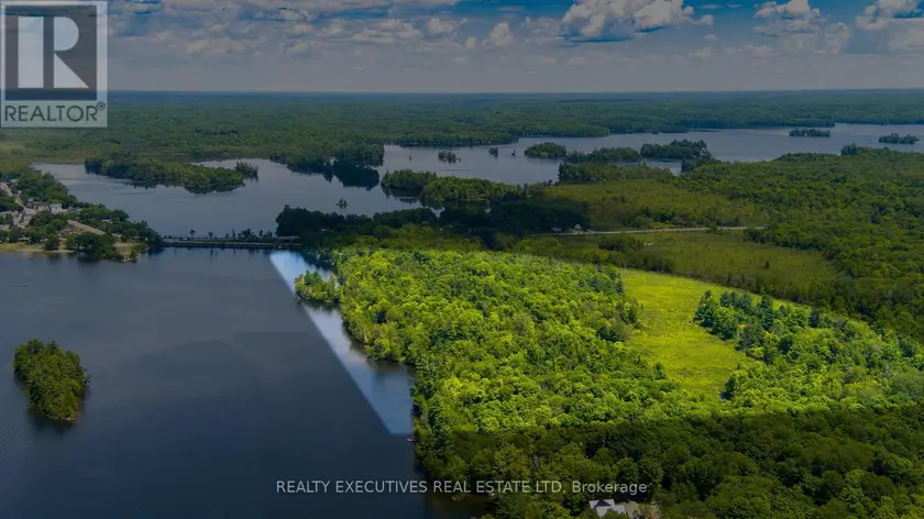 Detached at 1014A BREWER ROAD, Frontenac