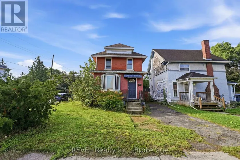 Detached at 4960 WILLMOTT STREET, Niagara Falls
