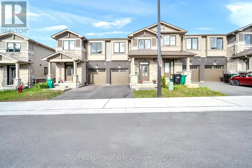 Townhouse at 55 - 100 HOLLYWOOD COURT, Cambridge