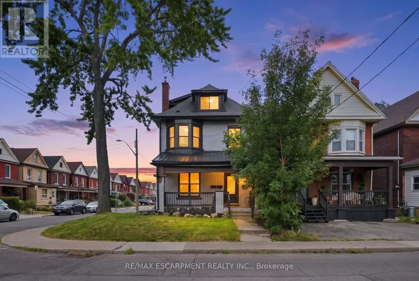 Multiplex at 106 BARNESDALE AVENUE N, Hamilton