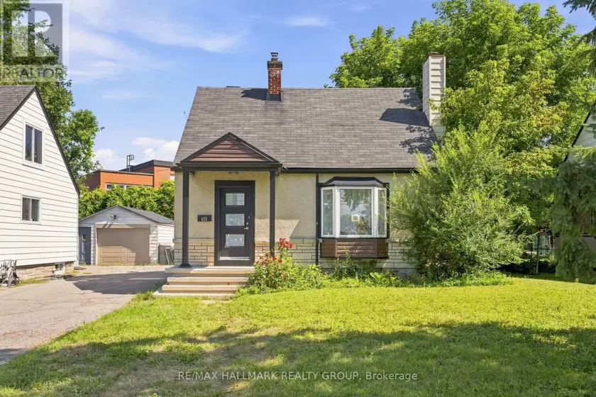 Detached at 929 MERIVALE ROAD, Ottawa