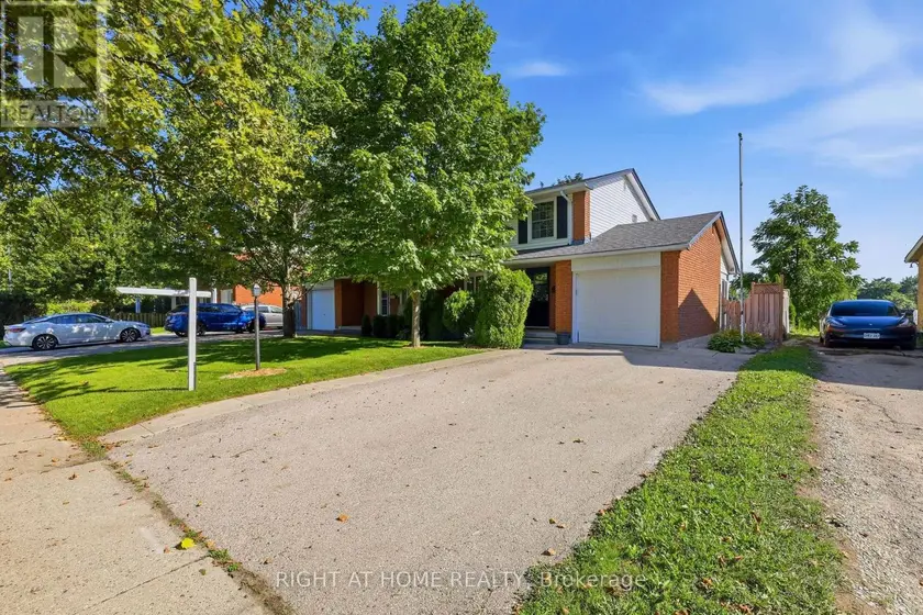 Semi-Detached/Link at 724 NOTRE DAME DRIVE, London