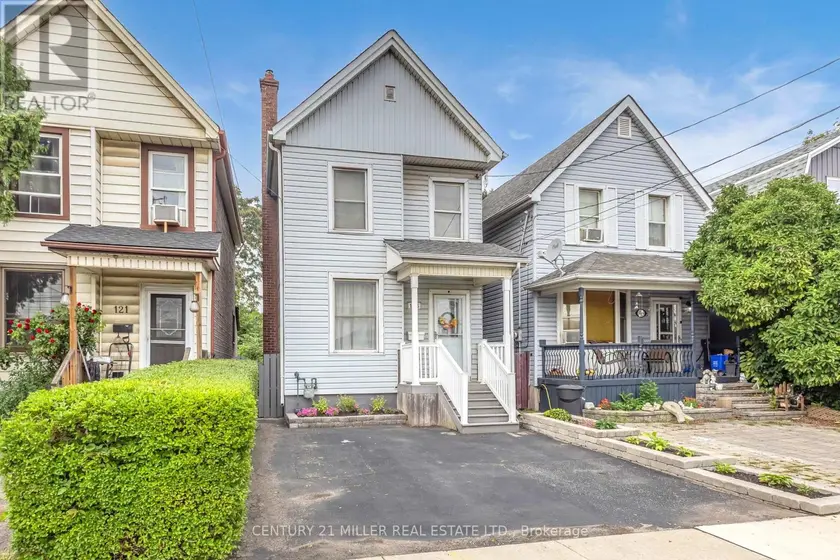 Detached at 123 HILLYARD STREET, Hamilton
