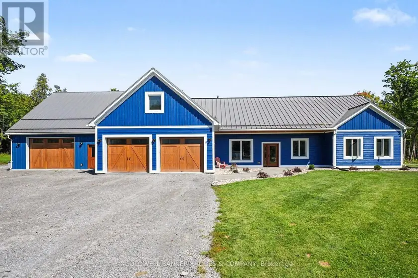 Detached at 780 MCKENZIE AVENUE, McNab/Braeside
