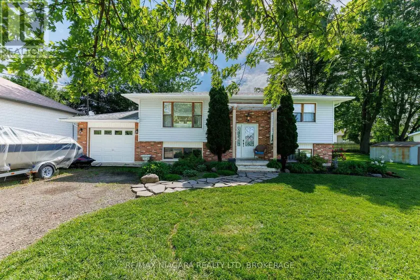 Detached at 88 PLEASANT AVENUE N, Fort Erie