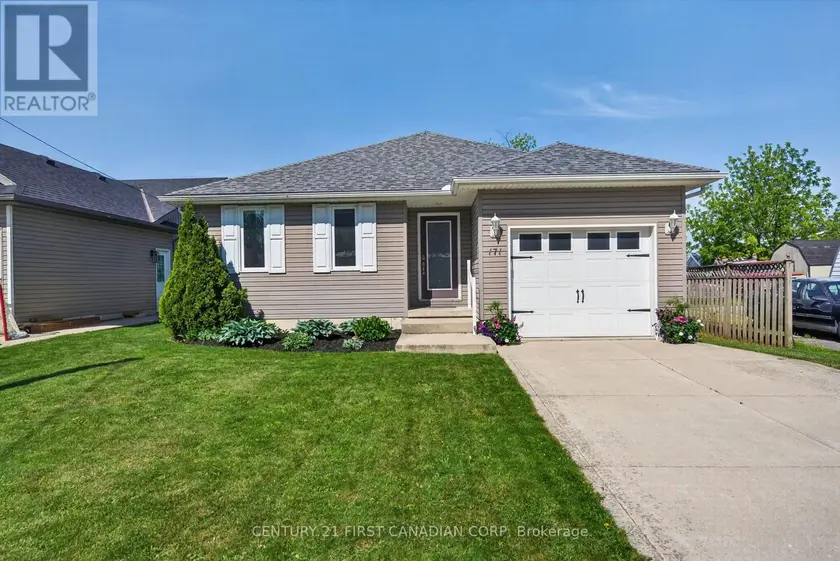 Detached at 171 FRANCIS STREET, South Huron