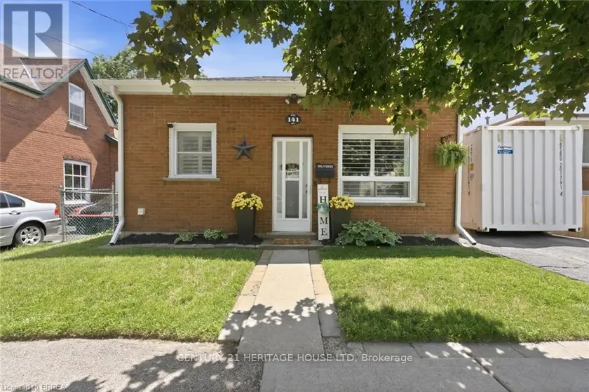 Detached at 141 EAST AVENUE, Brantford
