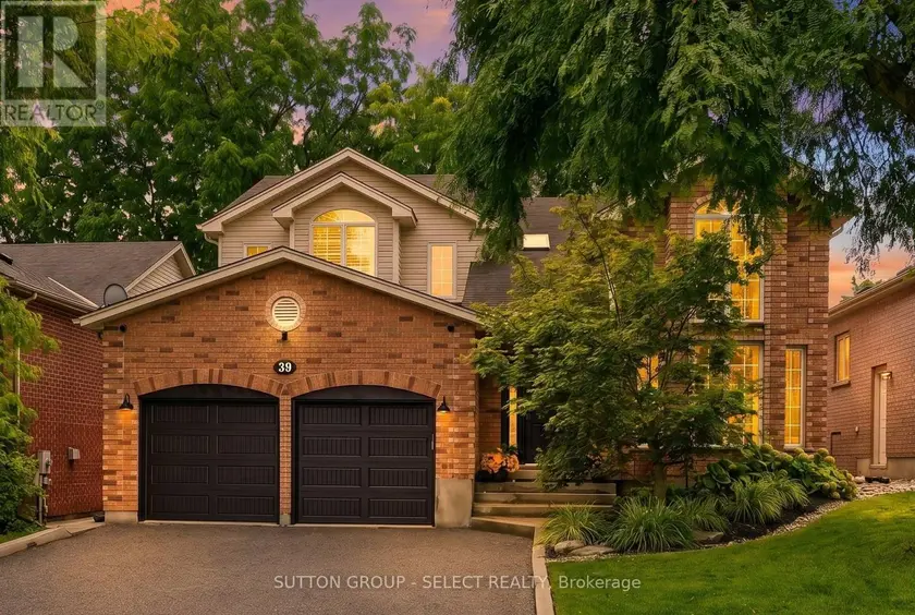 Detached at 39 CAROLINIAN LANE, Cambridge