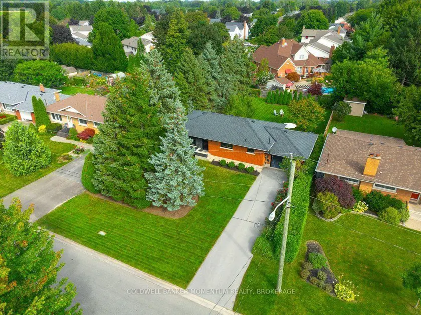 Detached at 3 CHERRY STREET, Niagara-on-the-Lake