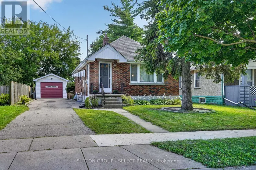 Detached at 1295 YORK STREET, London East