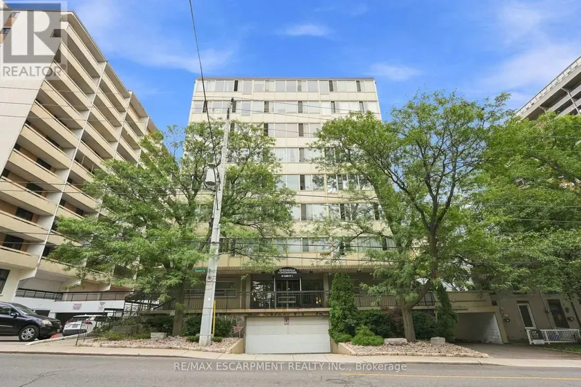 Apartment at PH 802 - 101 QUEEN STREET S, Hamilton