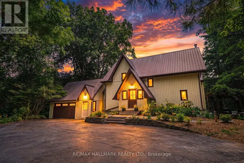 Detached at 1548 MINERAL SPRINGS ROAD, Hamilton