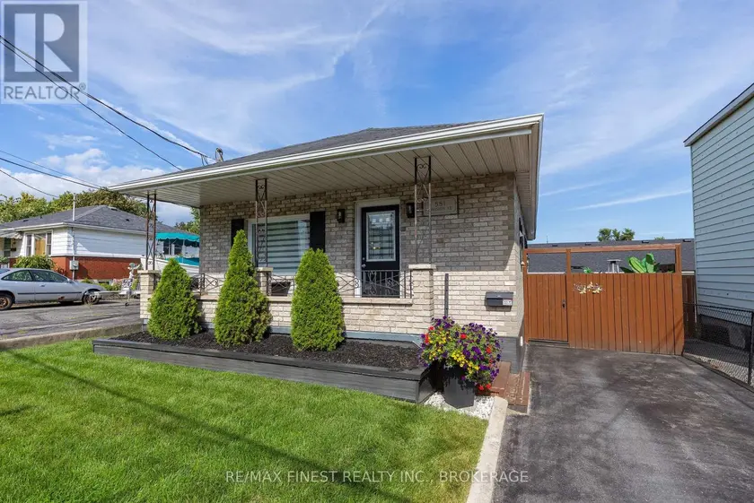 Detached at 581 DIVISION STREET, Kingston
