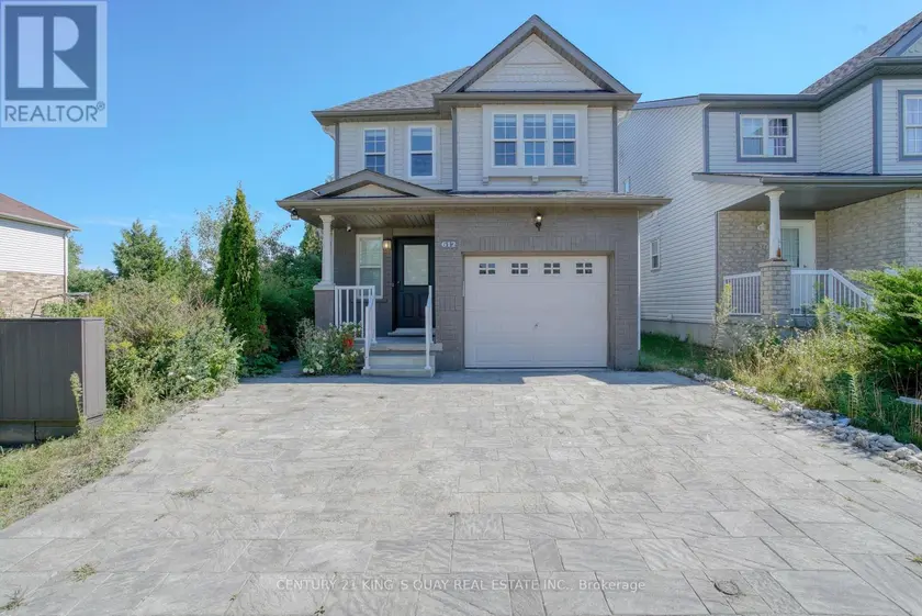 Detached at 612 WINTERBERRY AVENUE, Waterloo