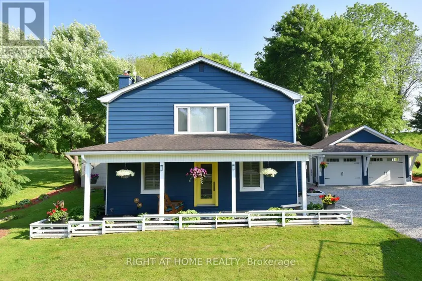 Detached at 2030 GOVERNORS ROAD, Hamilton