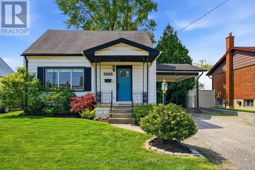 Detached at 5888 KEITH STREET, Niagara Falls