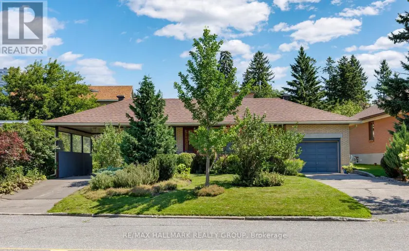 Detached at 811 IROQUOIS ROAD, Ottawa