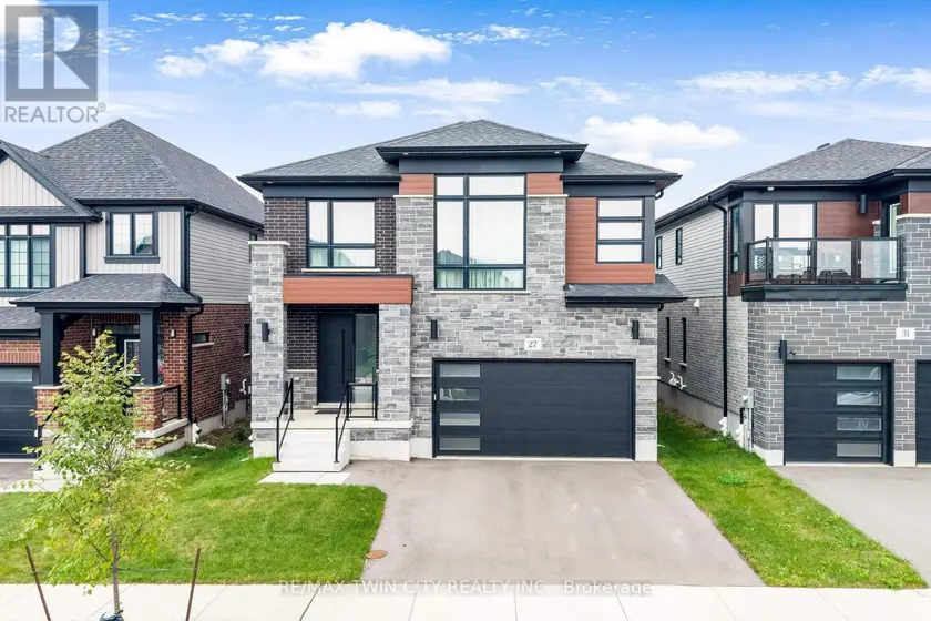 Detached at 27 JACOB DETWEILLER DRIVE, Kitchener