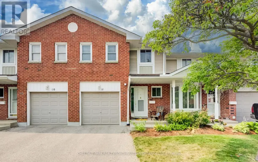 Townhouse at 11 - 210 HIGHLAND CRESCENT, Kitchener