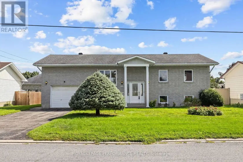 Detached at 14 ALBERT STREET, Casselman