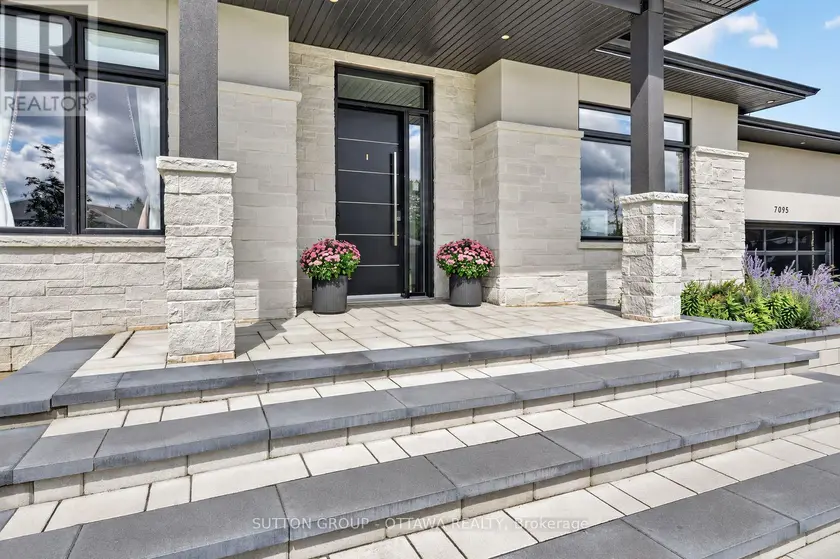 Detached at 7095 STILL MEADOW WAY, Ottawa