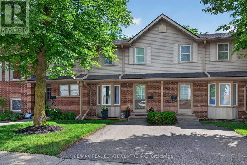 Townhouse at 62 - 180 MARKSAM ROAD, Guelph