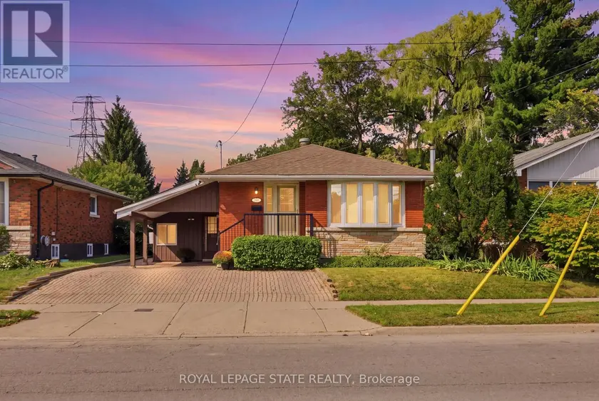 Detached at 304 WHITNEY AVENUE, Hamilton