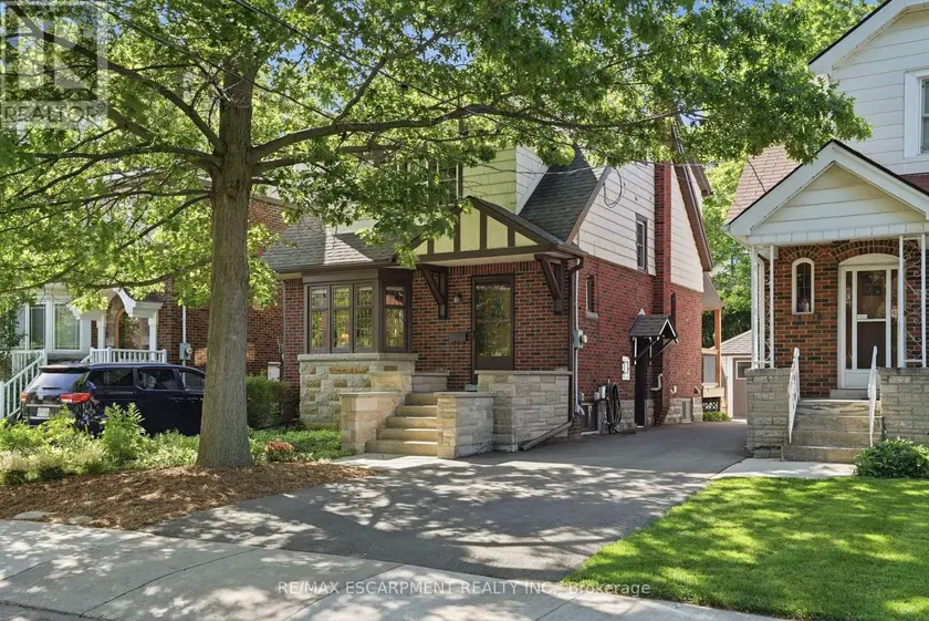 Detached at 97 CLINE AVENUE N, Hamilton