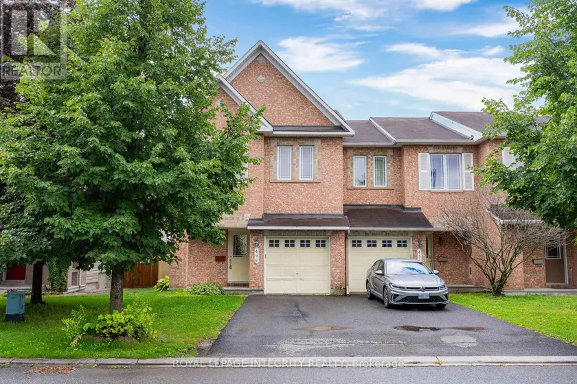 Townhouse at 496 TEMISKAMING CRESCENT, Ottawa