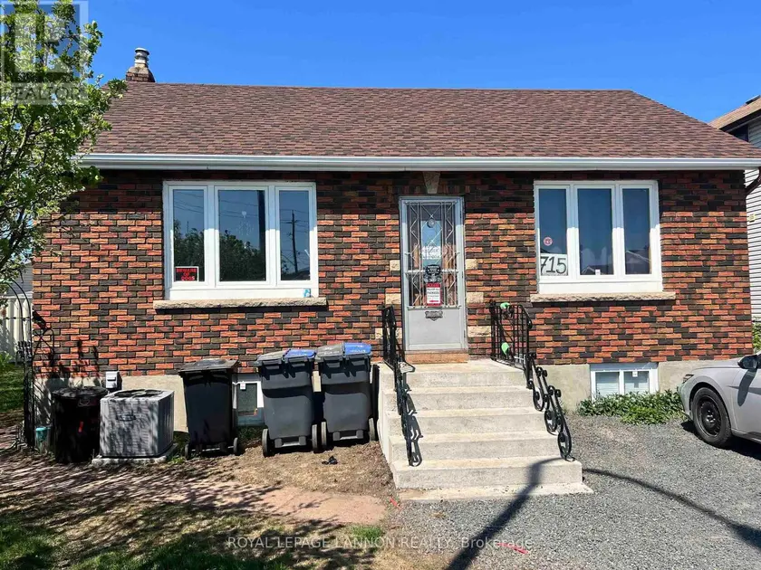Detached at 715 MAY STREET N, Thunder Bay