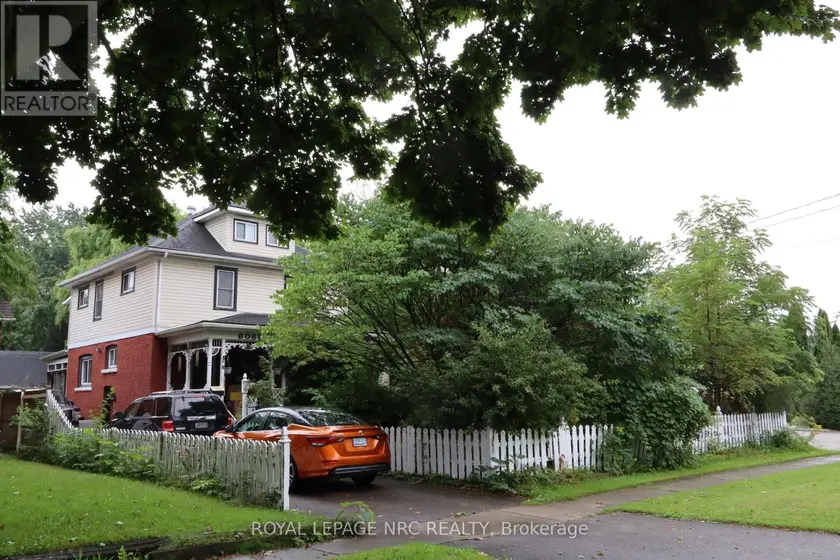 Detached at 6068 DIXON STREET, Niagara Falls