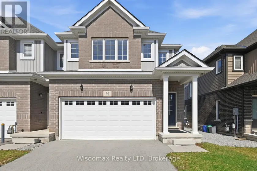 Townhouse at 29 BUR OAK DRIVE, Thorold