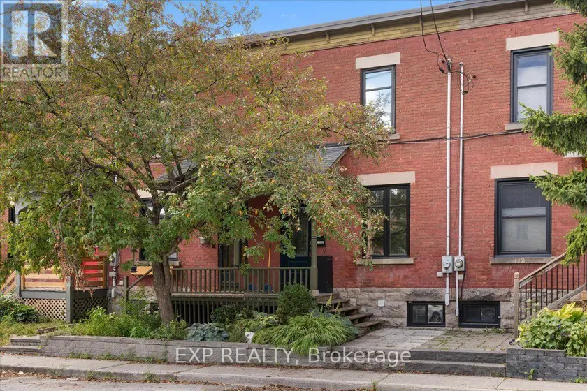 Townhouse at 114 SWEETLAND AVENUE, Ottawa