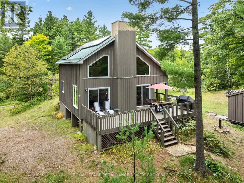 Detached at 1187 LOUDEN LANE, Frontenac