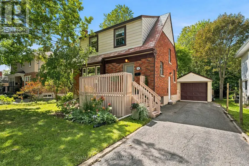 Detached at 212 WESTDALE AVENUE, Kingston