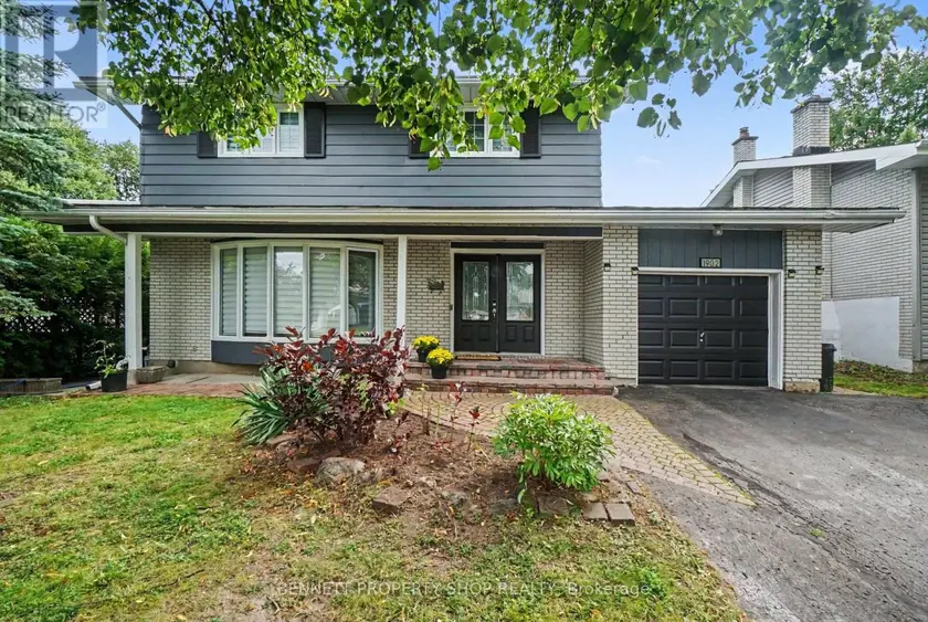 Detached at 1902 FEATHERSTON DRIVE, Ottawa