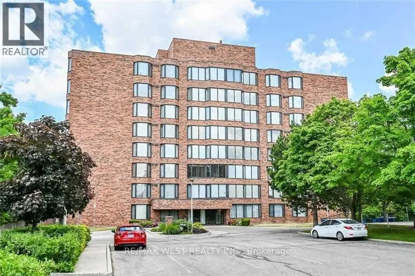 Apartment at 406 - 200 LIMERIDGE ROAD W, Hamilton