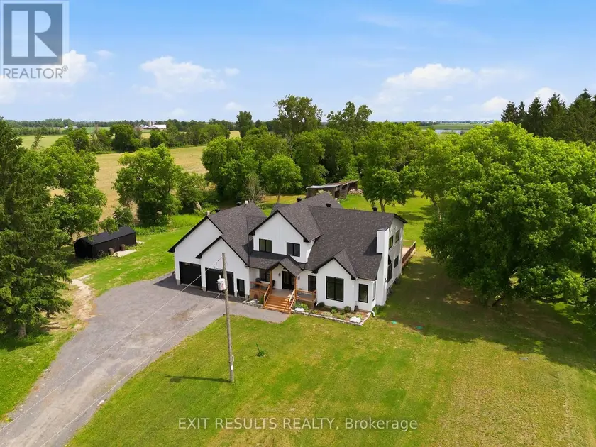 Detached at 2083 GROVES ROAD, Russell