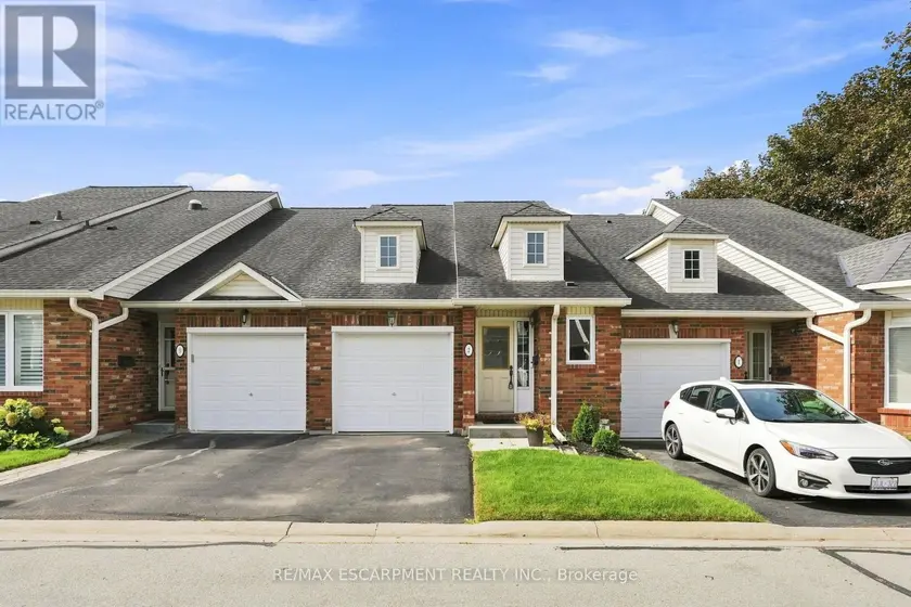 Townhouse at 2 - 222 FELLOWES CRESCENT, Hamilton